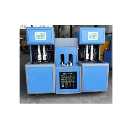 1250 KG Aprobada por el CE Máquina de soplar botellas de PET semiautomática de 2L para requisitos del cliente