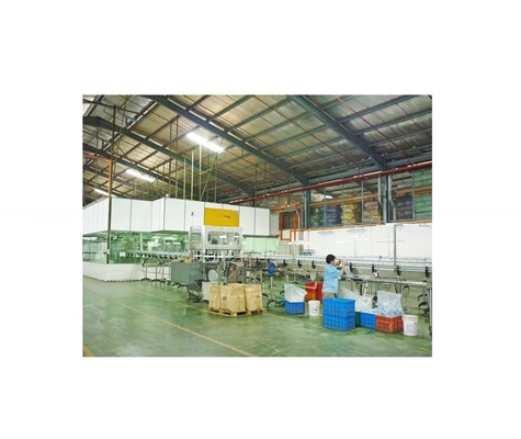 Material de llenado de agua para una planta de embotellado de agua potable al 100%