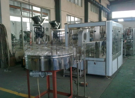 Desenrollador eléctrico de botellas de agua mineral para el sistema de embalaje de botellas de 3000 b/h
