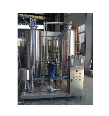 2150*1700*2300 Mezcladora de bebidas carbonatadas Cola CO2 Mezcladora con tecnología avanzada