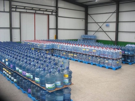 Grado automático automático 450b / h 5 galones línea de producción de agua para el agua 3500 KG Capacidad