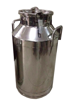 Incluye latas de leche de acero inoxidable y soporte técnico de video duradero después del servicio