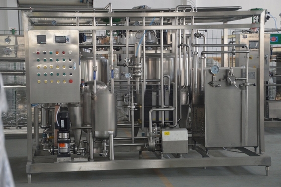 Línea de producción de helados a pequeña escala de 300L/h para granjas sin igual y rendimiento