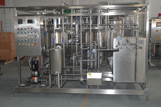 Línea de producción de helados a pequeña escala de 300L/h para granjas sin igual y rendimiento