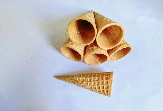 2.2kw Maquina para hacer waffles de huevo helados línea de fabricación de tazas de waffle
