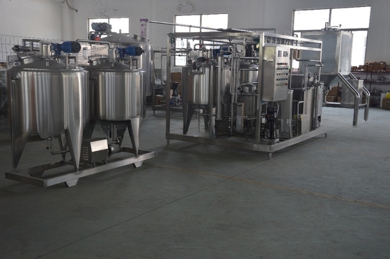 Línea de procesamiento de kéfir a pequeña escala de 300L/h para la producción industrial a pequeña escala