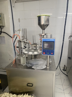 Velocidad 2000 tazas por hora máquina de llenado de helados con 100% de precisión