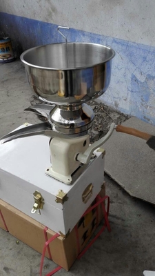 Separador eléctrico de leche a pequeña escala de 100 L/h con capacidad de 9 kg y cuenco de separación