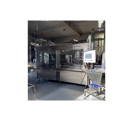Equipo de elaboración de vodka de cerveza de 36000BPH con compatibilidad 110v/220v/380v/440v/480v