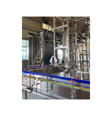 Equipo de elaboración de vodka de cerveza de 36000BPH con compatibilidad 110v/220v/380v/440v/480v