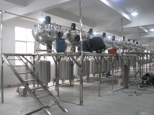 Línea de producción personalizada de bebidas de arándanos puré de frutas mermelada de frutas de 3000L / H