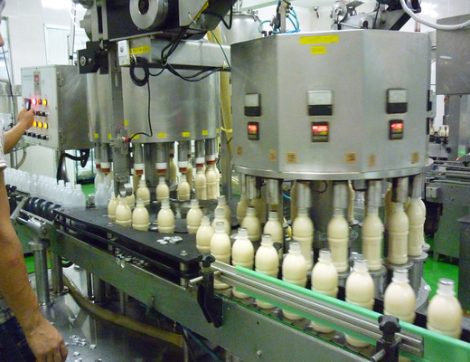 Línea industrial de producción de leche de soja de 2000L/h con capacidad variable y tamaño estándar