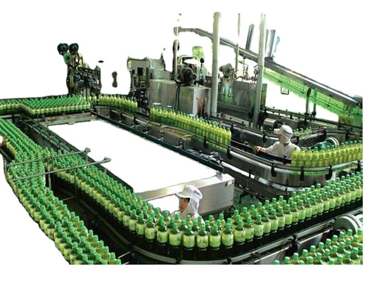 Línea de producción de bebidas de té de hierbas eléctrica totalmente automática 6000B / H con paquete de botellas