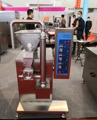Máquina automática de helados de alta capacidad de 1000L con alimentador de frutas y función de mezcla