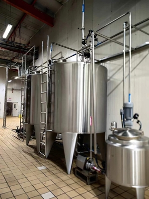 Línea de procesamiento de leche de vaca en polvo de 2000 kg de capacidad para la producción de polvo de fórmula especial