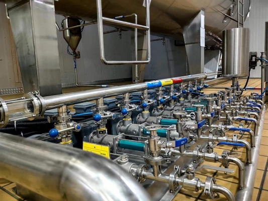 Línea de procesamiento de leche de vaca en polvo de 2000 kg de capacidad para la producción de polvo de fórmula especial
