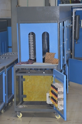 Máquina de soplado de botellas de agua y jugo de PET semiautomática Máquina de moldeo de soplado a 3910X2060X3190mm