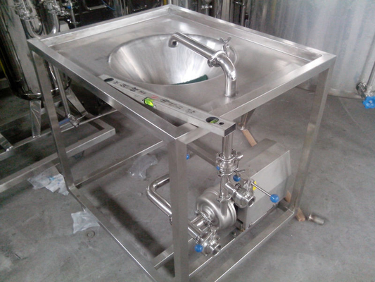 Máquina de mezcla vertical de agua y leche en polvo de 175 kg con mezcla para mantenimiento en el campo