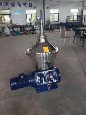 Máquina de deshidratación de leche para bebidas alimenticias de 1000L/h con panel de control de conversión de frecuencia