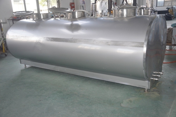 Tanque cilíndrico de transporte de leche de larga distancia de SUS304/316L con capacidad de 10000L