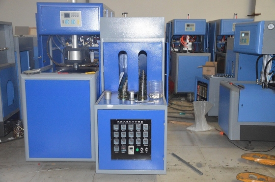 5 galones de frasco de estiramiento máquina de molde de soplado fuerza de sujeción kN 50 botella volumen ml 20000 ml