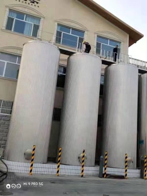 Gran depósito de silos de leche hecho de acero inoxidable 304/316L para necesidades de almacenamiento