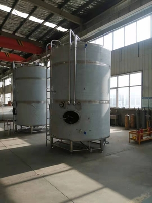 Gran depósito de silos de leche hecho de acero inoxidable 304/316L para necesidades de almacenamiento