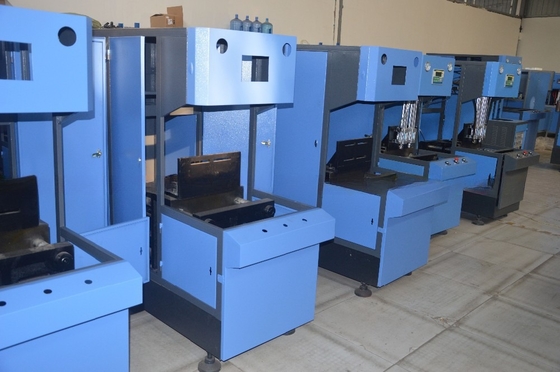 Maquina de fabricación de botellas de PET semiautomática de tipo infrarrojo para el procesamiento de plásticos