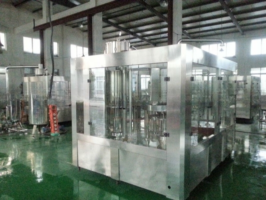 Industrial 32-32-8 Rinceo de agua embotellada Maquina de llenado y tapón Producción automatizada