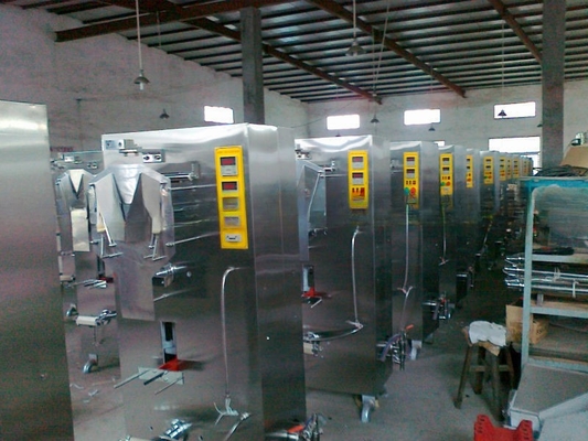 Máquina de embalaje de leche en bolsa con precisión de llenado del 100% y tecnología avanzada