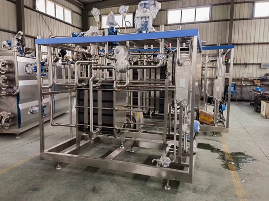 Esterilizador de leche versátil Intercambiador de calor de placa Esterilizador UHT para procesamiento de bebidas