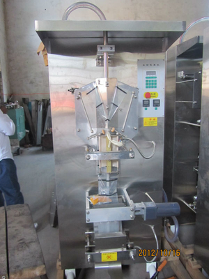 220V/380V Tensión 2200 bolsas/hora Máquina de bolsas de agua para embalaje de jugos