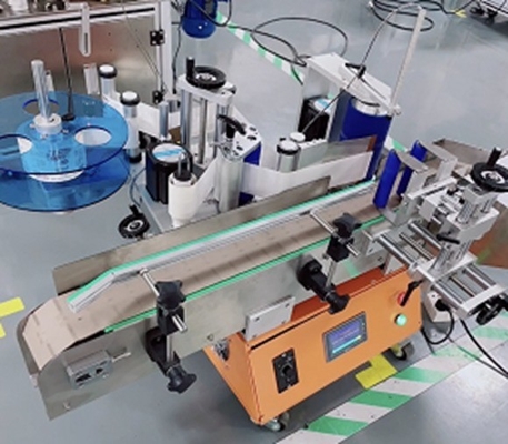 Máquina de etiquetado autoadhesivo de botellas tipo escritorio para etiquetado preciso de productos alimenticios