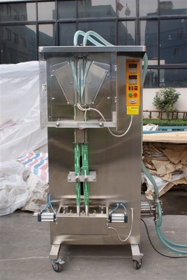 Máquina de llenado de agua en bolsas líquidas de 2000 b/h con código de fecha y bolsa de tipo de embalaje