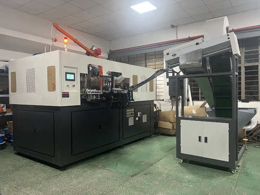 2800KG Full Auto 4 Cavidad Servo Motor Botella de plástico de estiramiento de soplado moldeo máquina para bebidas carbonatadas línea de producción