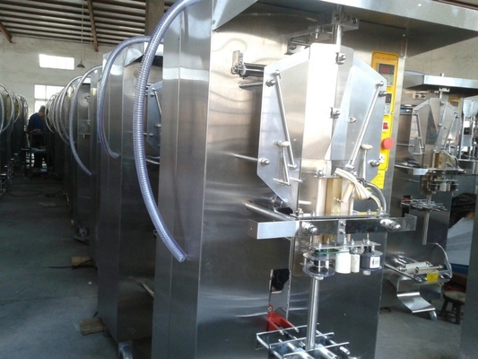 Función de sellado 2000BPH Máquina de fabricación de agua de bolsillo para uso comercial