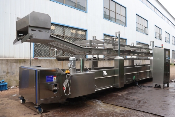 600 mm de ancho de malla de cinturón línea de producción de rosquillas automática completa con grado automático