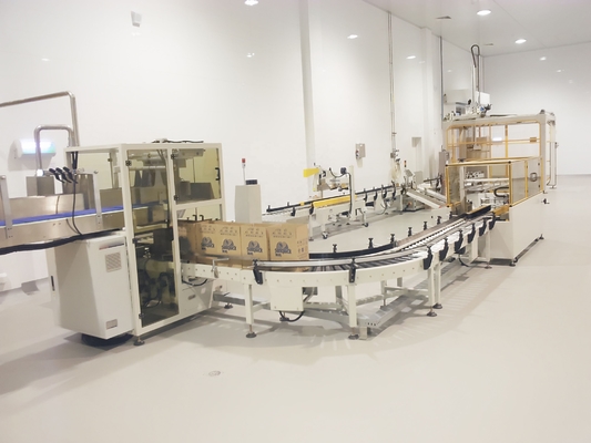 Máquina de embalaje de cartón de carga superior de botellas con accionamiento eléctrico con tecnología de control PLC