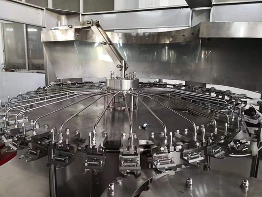 Máquina de llenado de agua mineral de tipo botella redonda o cuadrada para pequeñas industrias