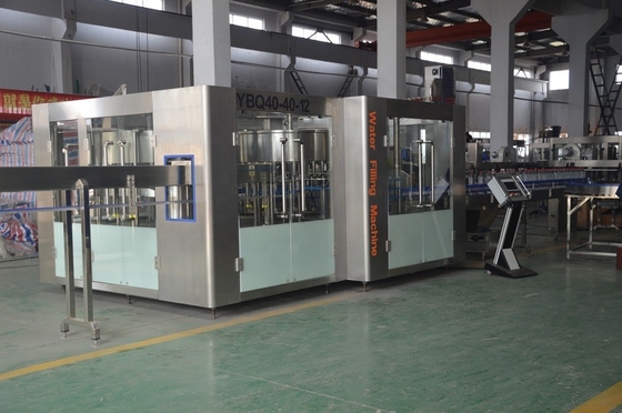 Máquina de llenado de agua mineral de plástico para el equipo de producción de bebidas carbonatadas