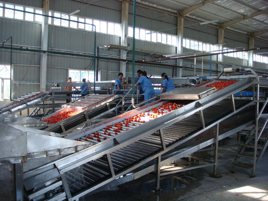 Línea de producción continua de pasta de tomate con ketchup controlada por PLC con etiquetado automático